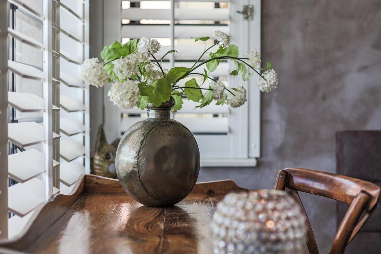 Yebo Boutique Guesthouse Somerset West Exteriör bild