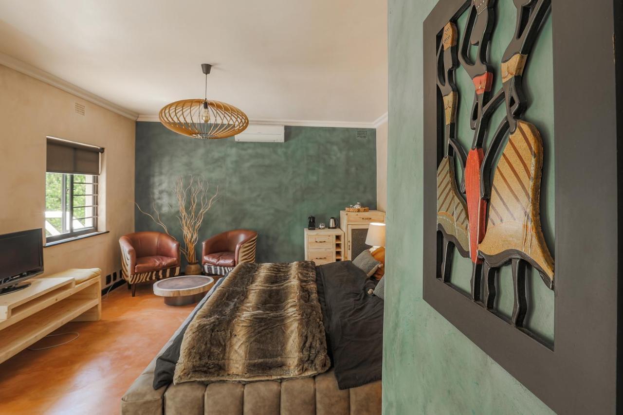 Yebo Boutique Guesthouse Somerset West Exteriör bild