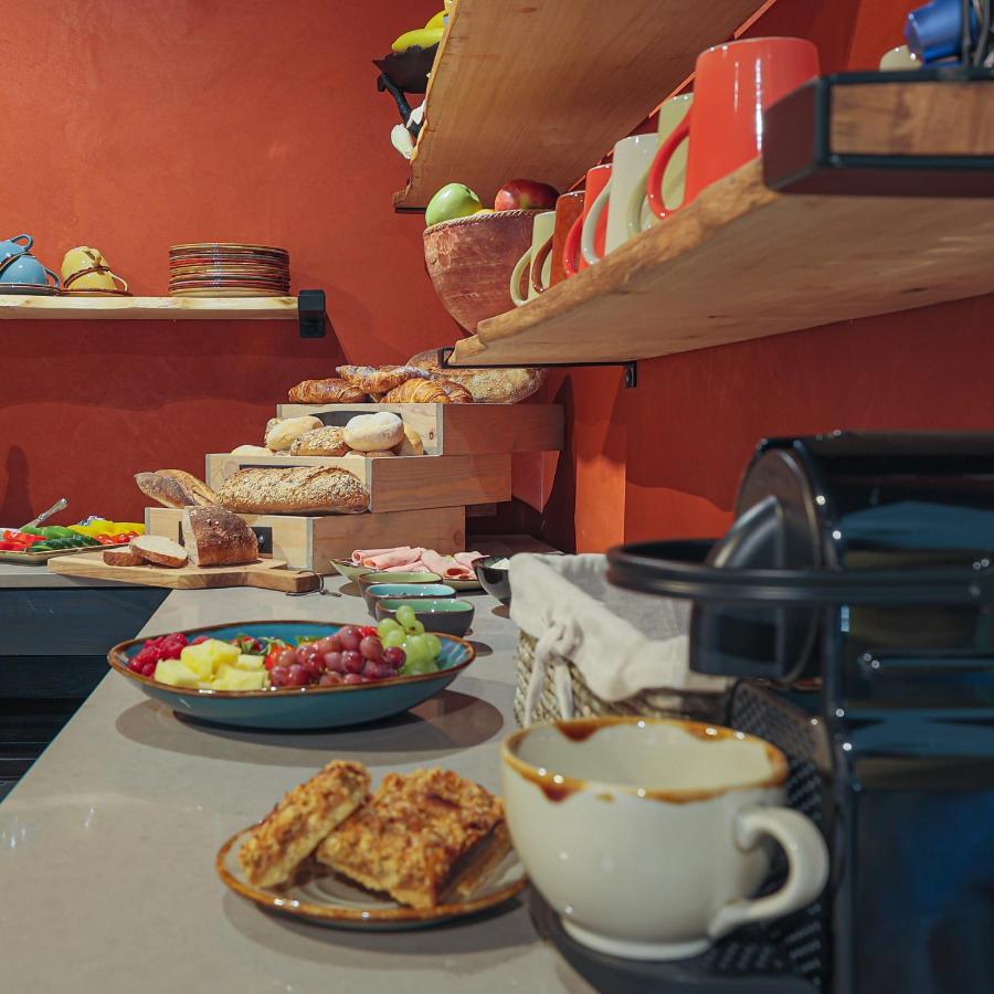 Yebo Boutique Guesthouse Somerset West Exteriör bild