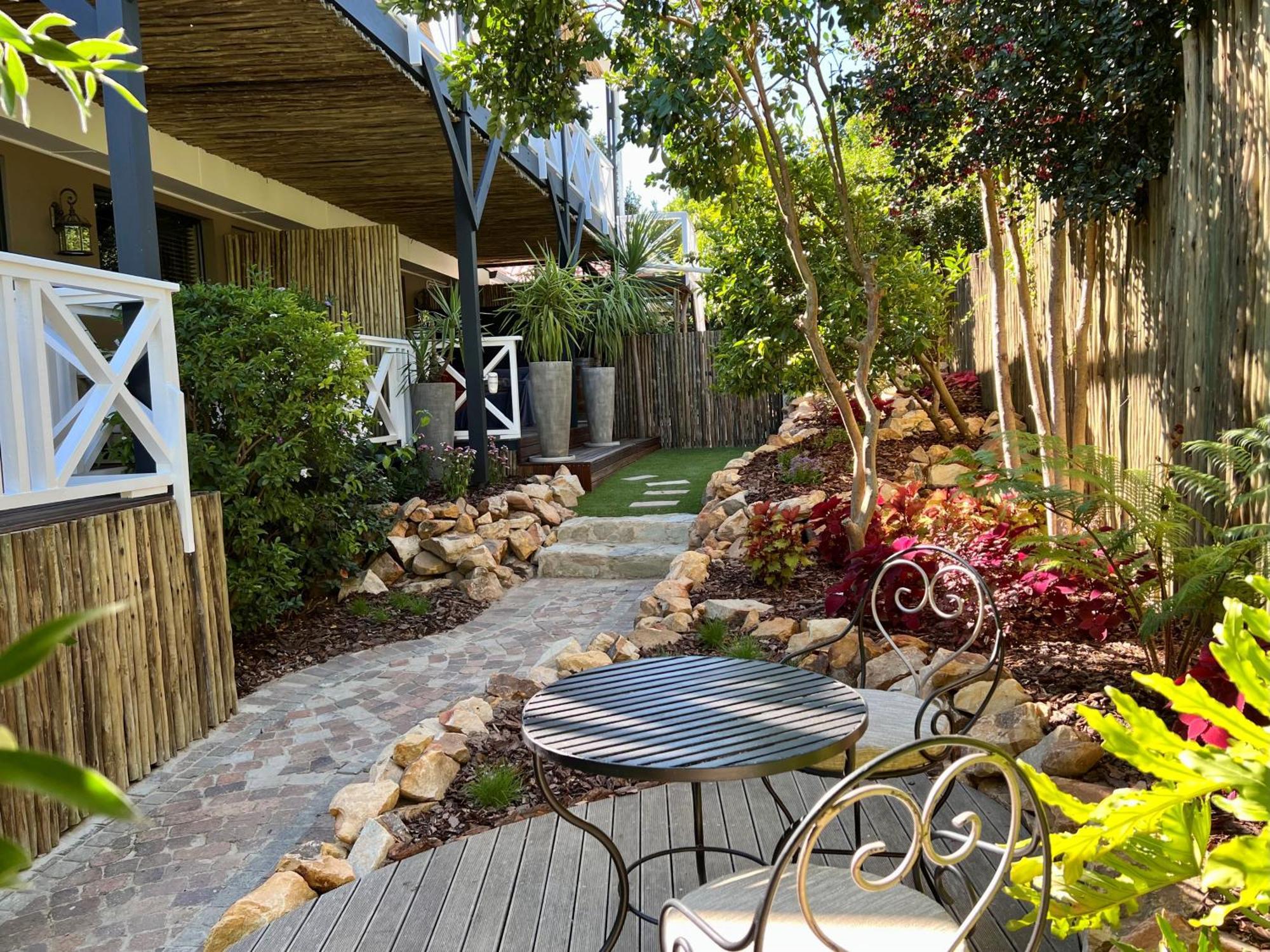 Yebo Boutique Guesthouse Somerset West Exteriör bild